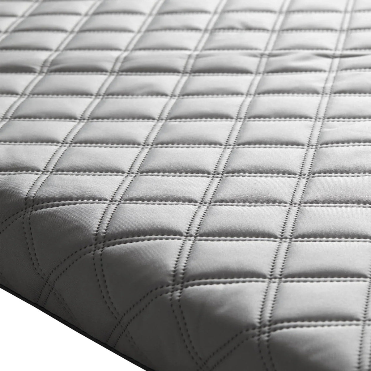 Memory Foam Matratze 140 mit Überzug - Matratze